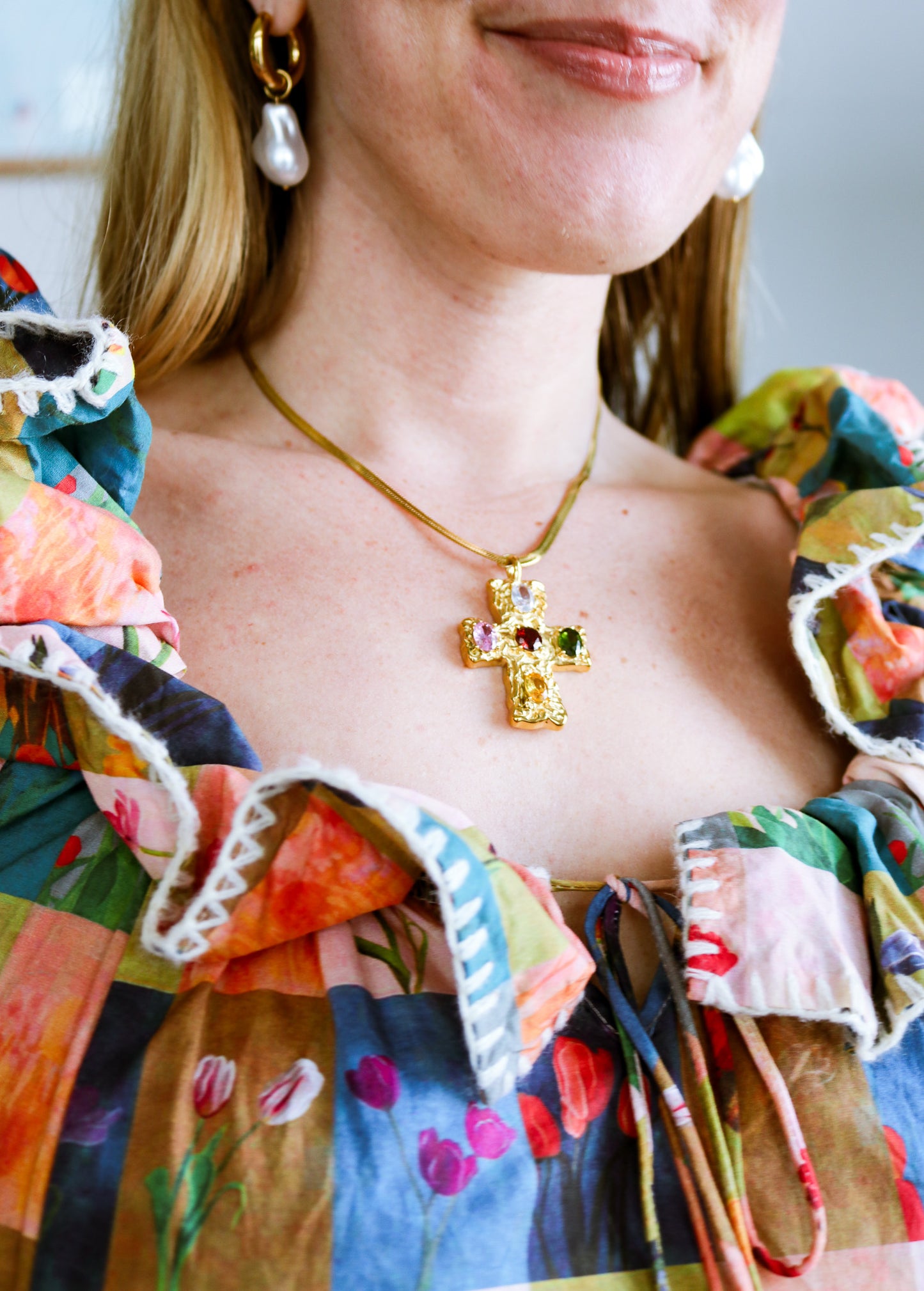 The Lady Cross Necklace