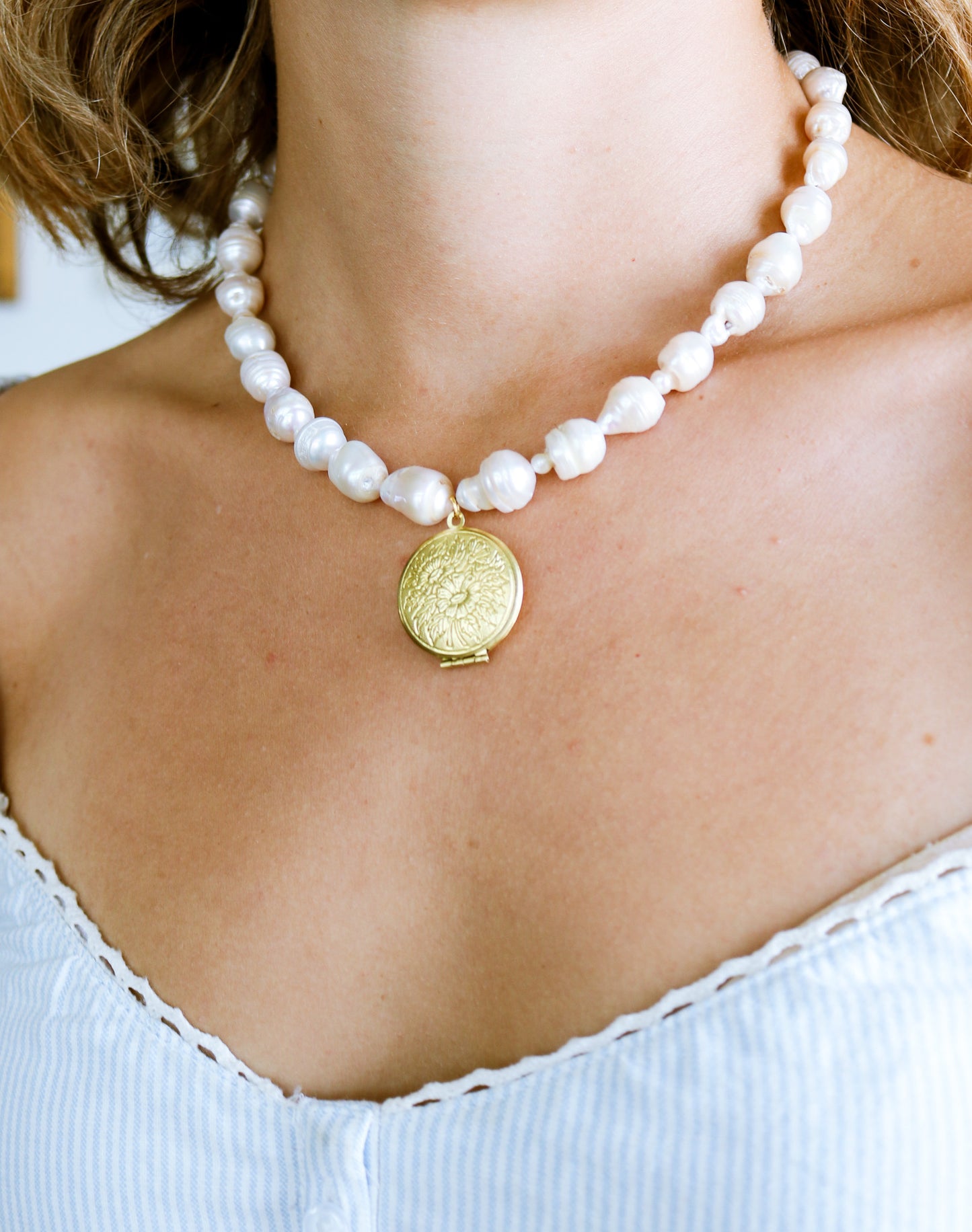 The Elizabeth Necklace